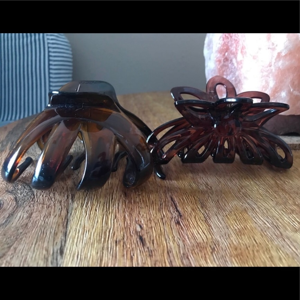 Two hair clips bundle